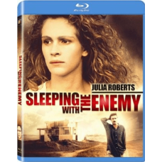 В постели с врагом [Blu-ray]